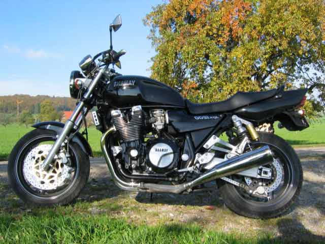 Yamaha_XJR1200.jpg